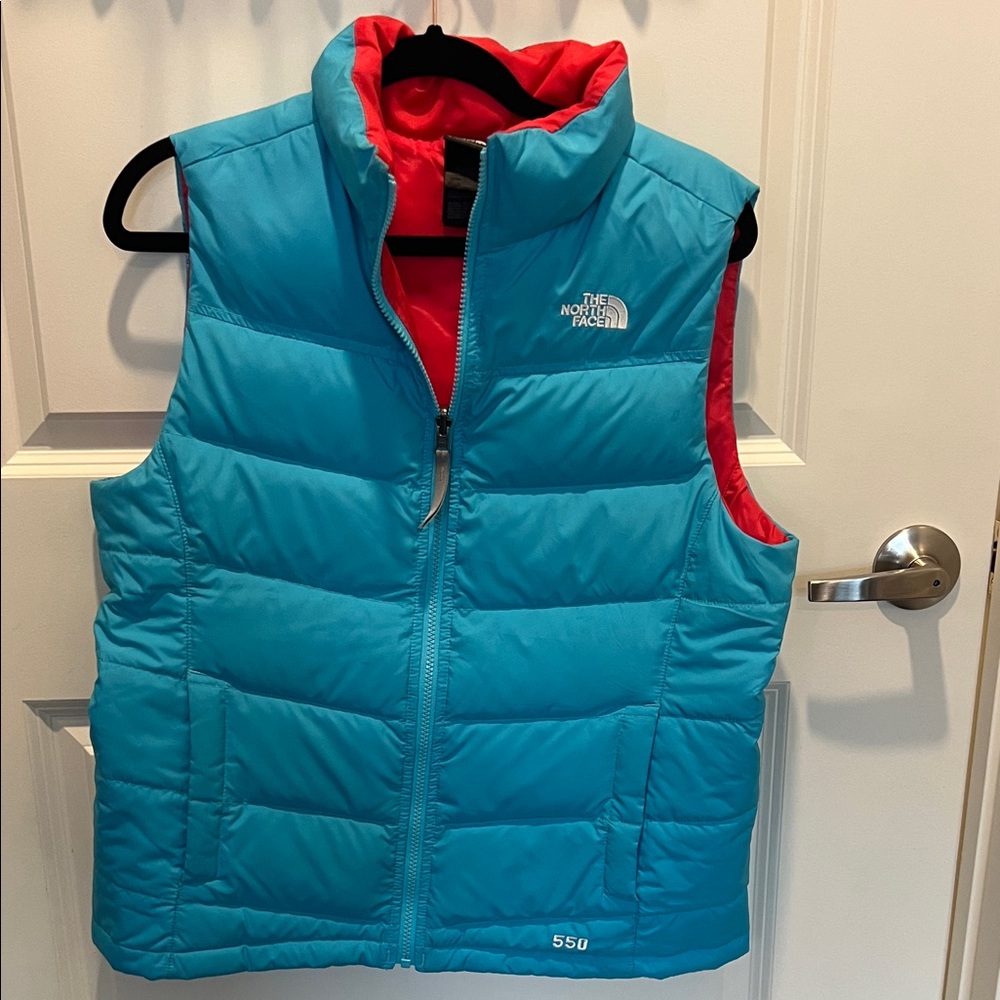 The North Face 550 Turquoise/Coral Puffer Vest (Girls XL 18)